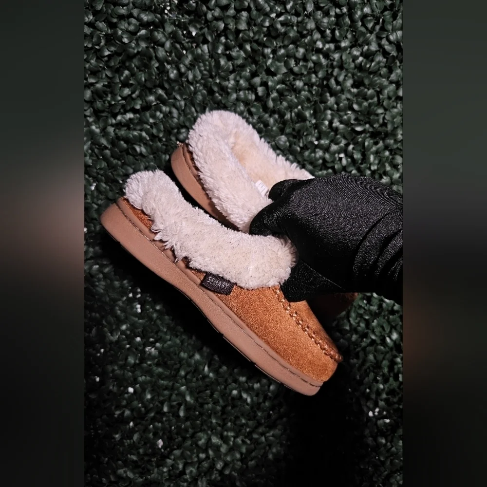N/A comfortable brown